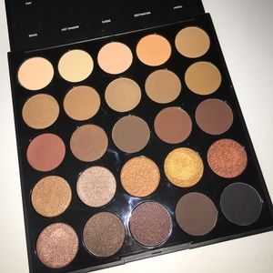 Morphe 25A copper spice palette